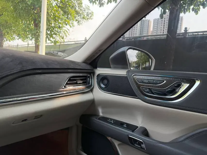 2019 Lincoln Continental 2.0T 261HP L4 6AT,autocango,china used car exporter,china ev exporter,chinese used car exporter,chinese used ev exporter