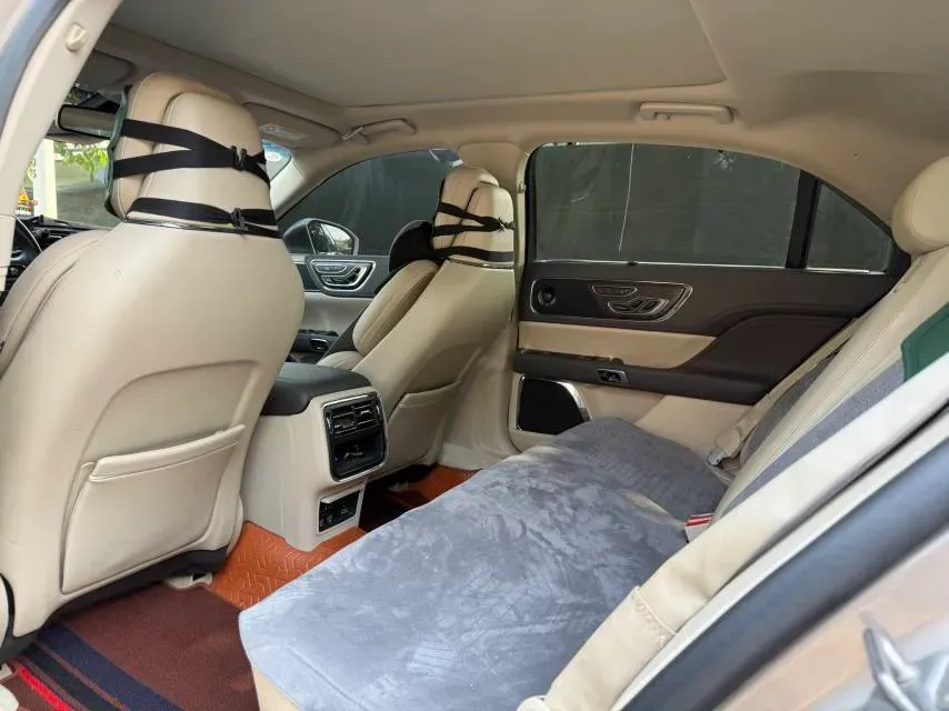 2019 Lincoln Continental 2.0T 261HP L4 6AT,autocango,china used car exporter,china ev exporter,chinese used car exporter,chinese used ev exporter