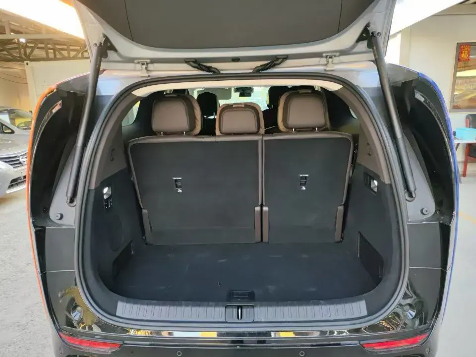 2024 Li MEGA BEV 102.7KWH,autocango,china used car exporter,china ev exporter,chinese used car exporter,chinese used ev exporter