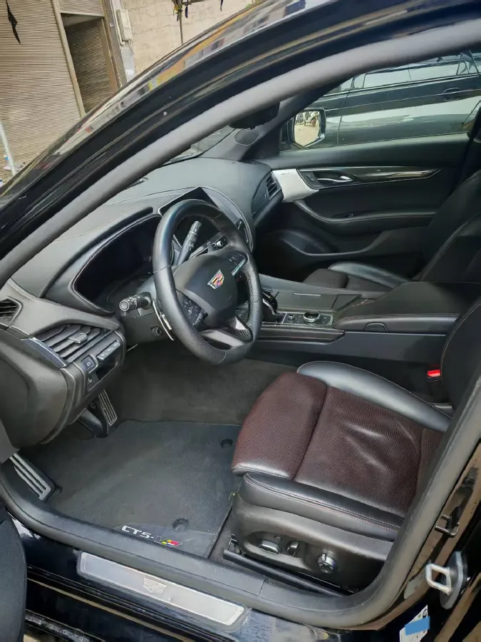 2021 Cadillac CT5 2.0T 237HP L4 10AT,autocango,china used car exporter,china ev exporter,chinese used car exporter,chinese used ev exporter