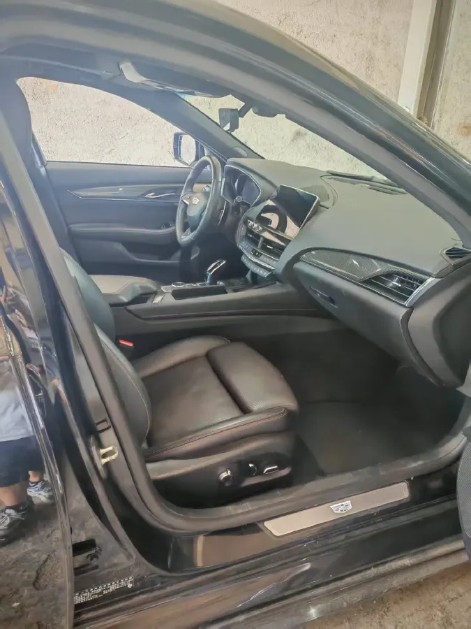 2021 Cadillac CT5 2.0T 237HP L4 10AT,autocango,china used car exporter,china ev exporter,chinese used car exporter,chinese used ev exporter