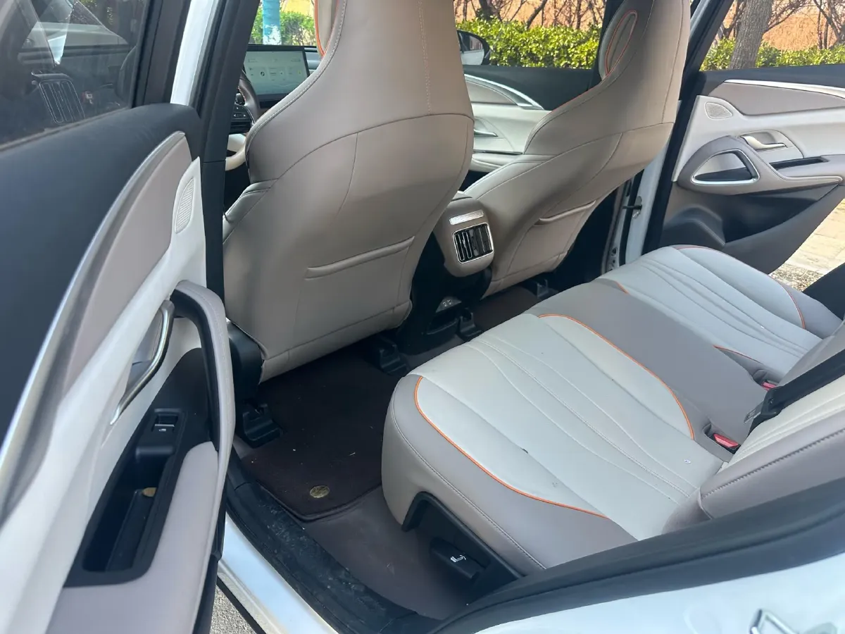 2024 BYD Song Pro 1.5L 110HP L4 E-CVT PHEV 12.9KWH,autocango,china used car exporter,china ev exporter,chinese used car exporter,chinese used ev exporter