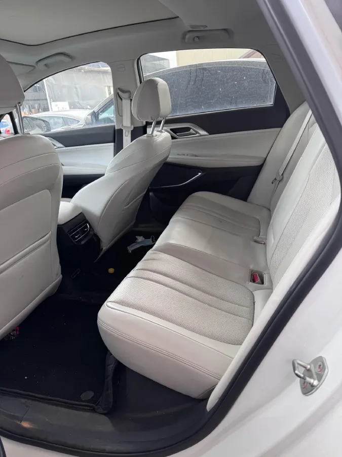 2024 Xpeng P5 BEV 55.4KWH,autocango,china used car exporter,china ev exporter,chinese used car exporter,chinese used ev exporter