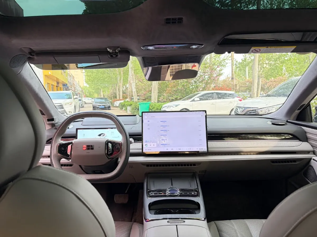 2025 Geely Galaxy Starshine 8 1.5T 163HP L4 3DHT PHEV 27.69KWH,autocango,china used car exporter,china ev exporter,chinese used car exporter,chinese used ev exporter