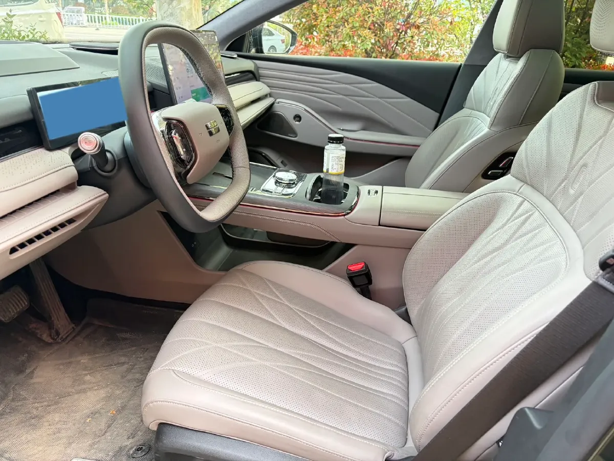 2025 Geely Galaxy Starshine 8 1.5T 163HP L4 3DHT PHEV 27.69KWH,autocango,china used car exporter,china ev exporter,chinese used car exporter,chinese used ev exporter