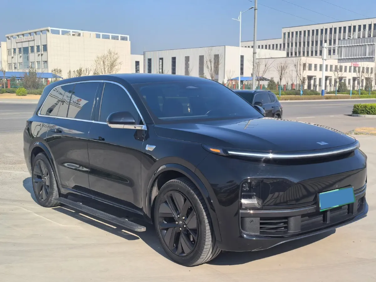 2023 Li L9 Range Extended 154HP REEV 42.6KWH,autocango,china used car exporter,china ev exporter,chinese used car exporter,chinese used ev exporter