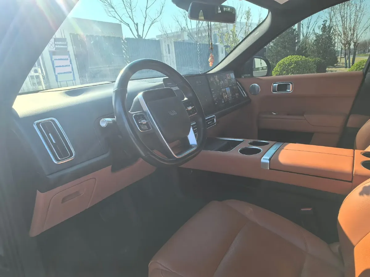 2023 Li L9 Range Extended 154HP REEV 42.6KWH,autocango,china used car exporter,china ev exporter,chinese used car exporter,chinese used ev exporter