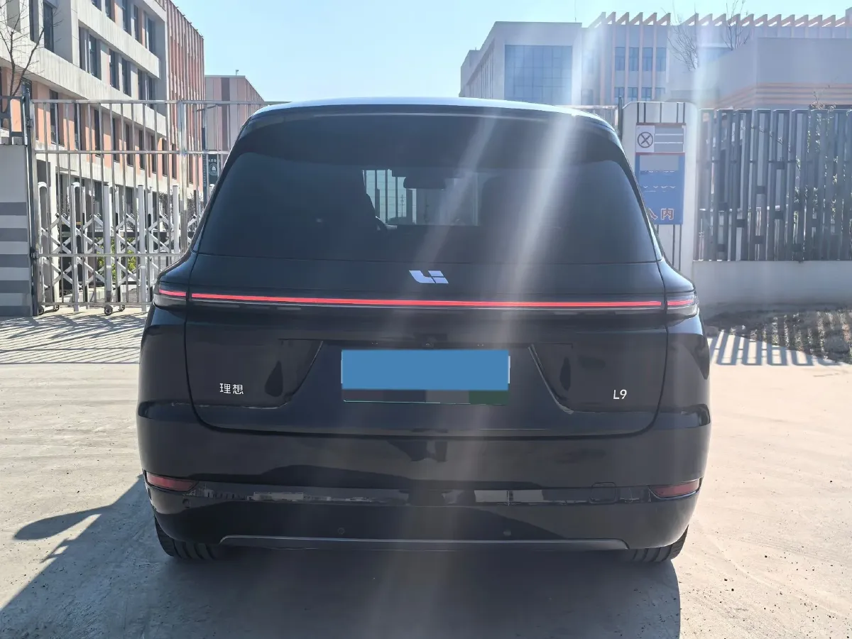 2023 Li L9 Range Extended 154HP REEV 42.6KWH,autocango,china used car exporter,china ev exporter,chinese used car exporter,chinese used ev exporter