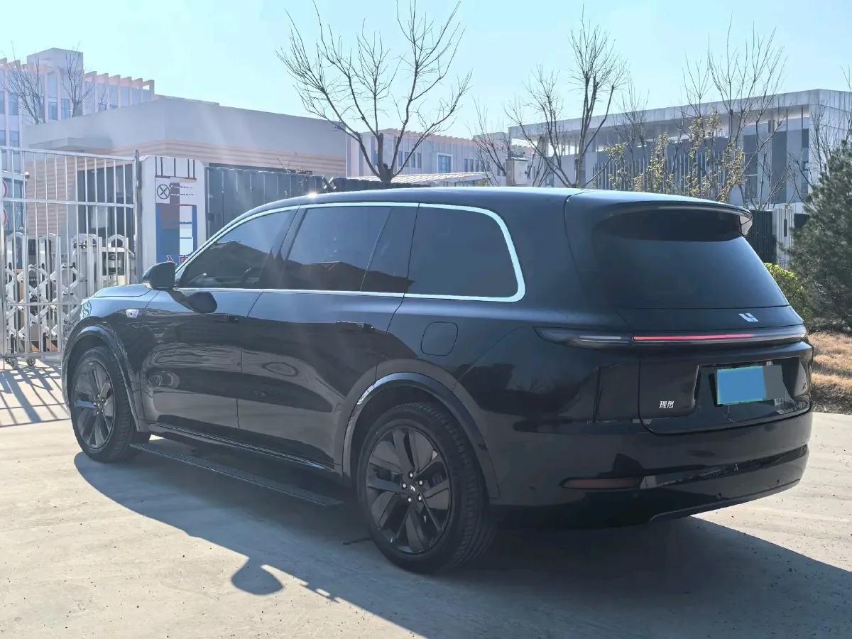 2023 Li L9 Range Extended 154HP REEV 42.6KWH,autocango,china used car exporter,china ev exporter,chinese used car exporter,chinese used ev exporter