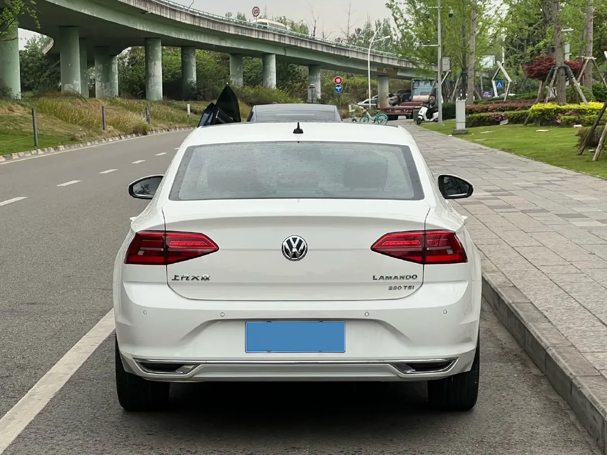 2019 Volkswagen Passat 1.4T 150HP L4 7DCT,autocango,china used car exporter,china ev exporter,chinese used car exporter,chinese used ev exporter