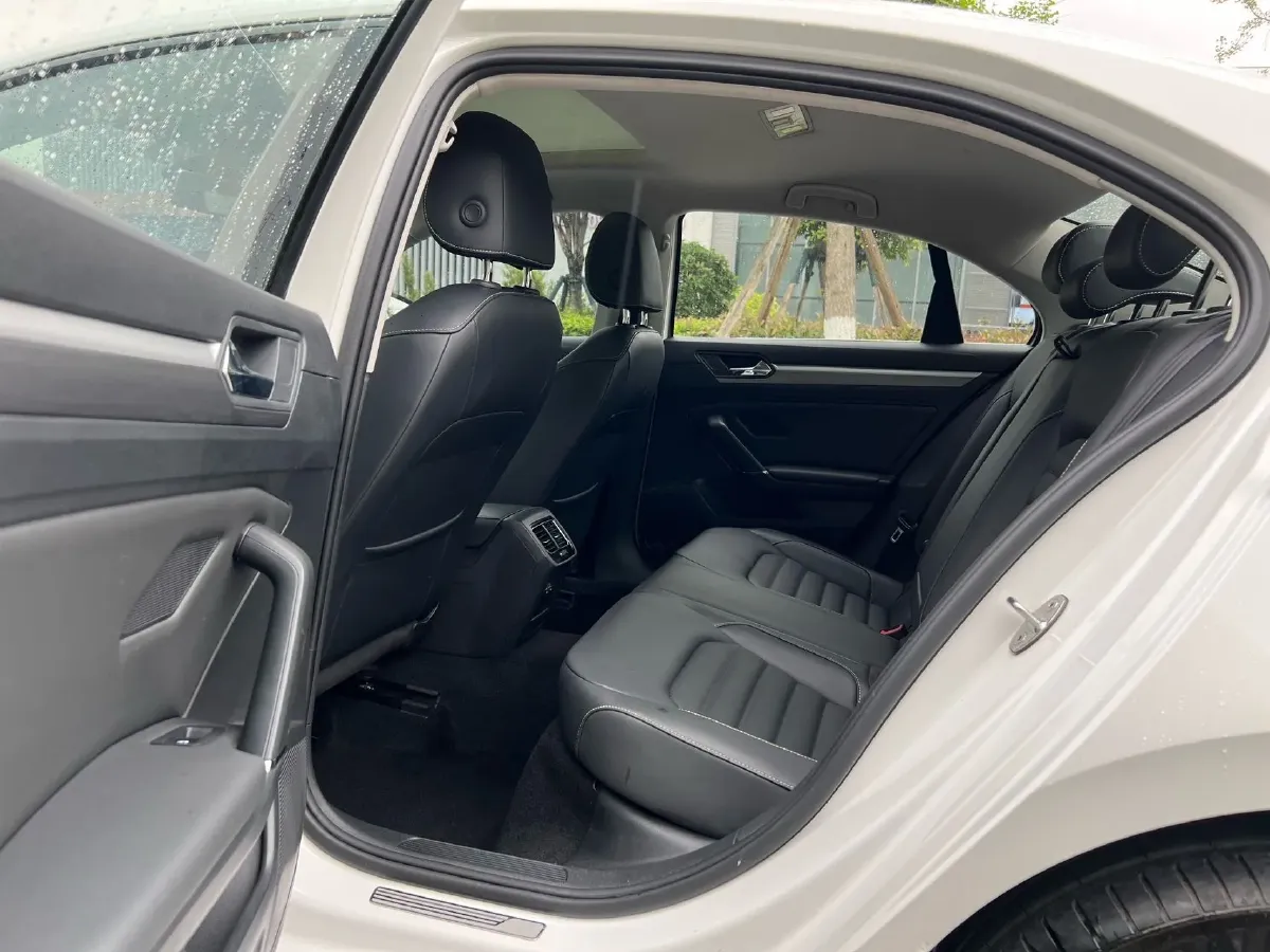 2019 Volkswagen Passat 1.4T 150HP L4 7DCT,autocango,china used car exporter,china ev exporter,chinese used car exporter,chinese used ev exporter