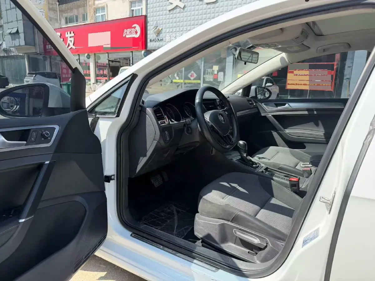 2018 Volkswagen Golf 1.4T 131HP L4 7DCT,autocango,china used car exporter,china ev exporter,chinese used car exporter,chinese used ev exporter