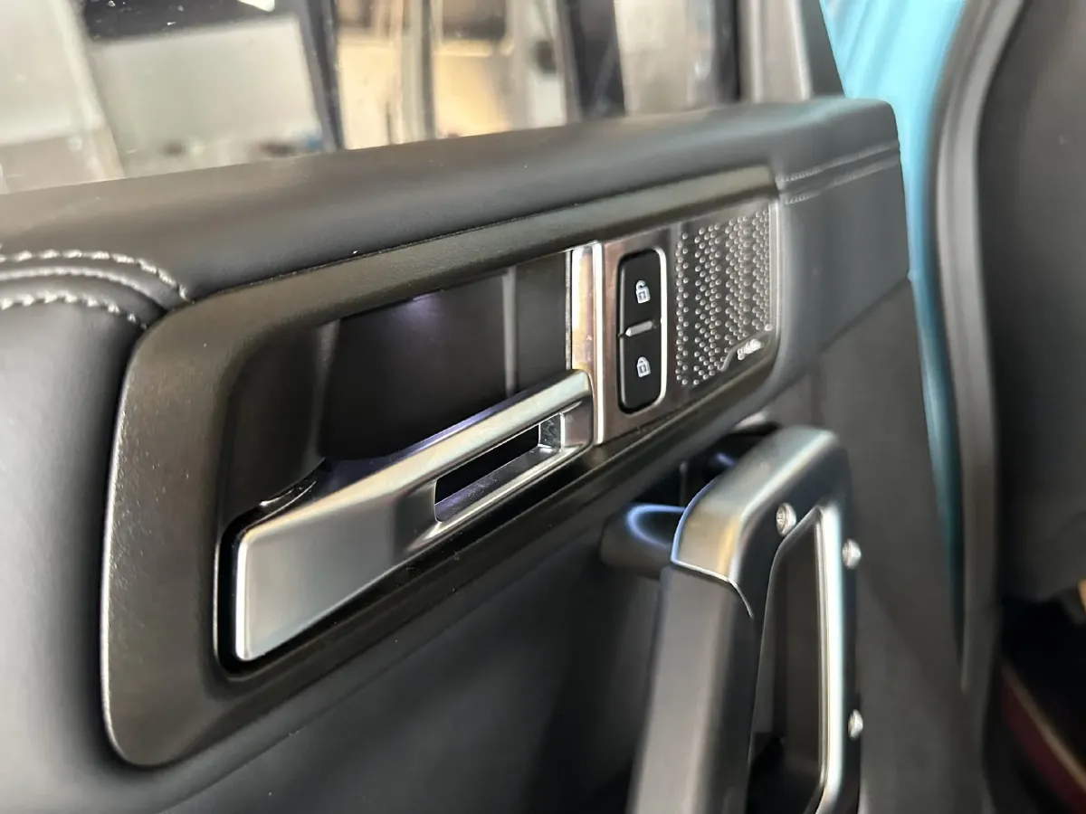 2025 212 212 T01 2.0T 252HP L4 8AT,autocango,china used car exporter,china ev exporter,chinese used car exporter,chinese used ev exporter