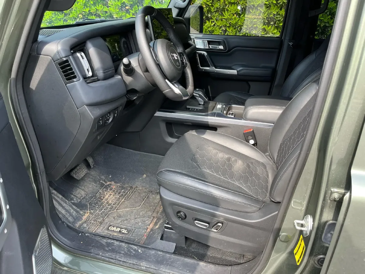 2024 212 212 T01 2.0T 252HP L4 8AT,autocango,china used car exporter,china ev exporter,chinese used car exporter,chinese used ev exporter