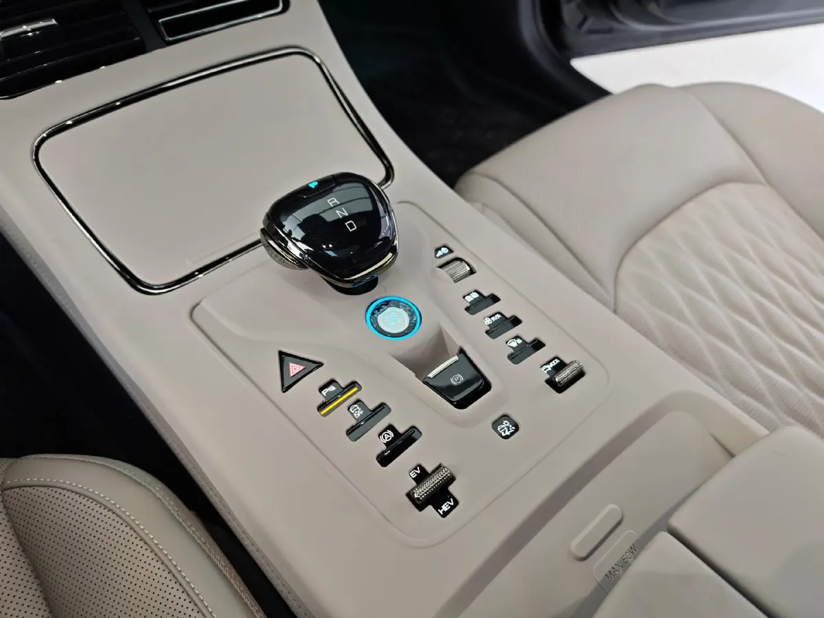 2025 BYD Han 1.5T 156HP L4 E-CVT PHEV,autocango,china used car exporter,china ev exporter,chinese used car exporter,chinese used ev exporter