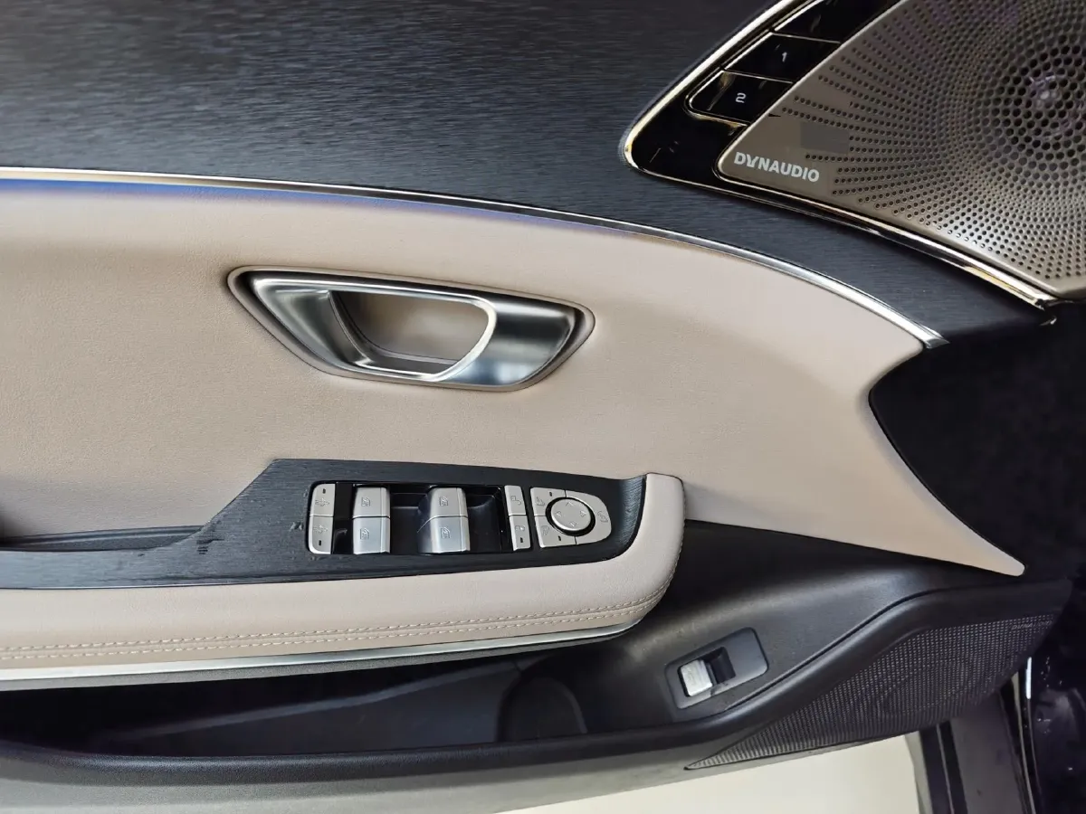 2025 BYD Han 1.5T 156HP L4 E-CVT PHEV,autocango,china used car exporter,china ev exporter,chinese used car exporter,chinese used ev exporter