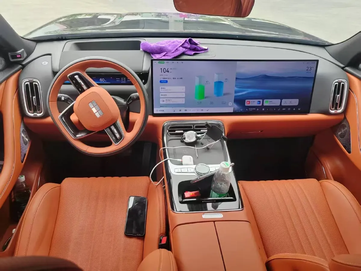 2025 Volkswagen Tiguan L 2.0T 220HP L4 7DCT,autocango,china used car exporter,china ev exporter,chinese used car exporter,chinese used ev exporter