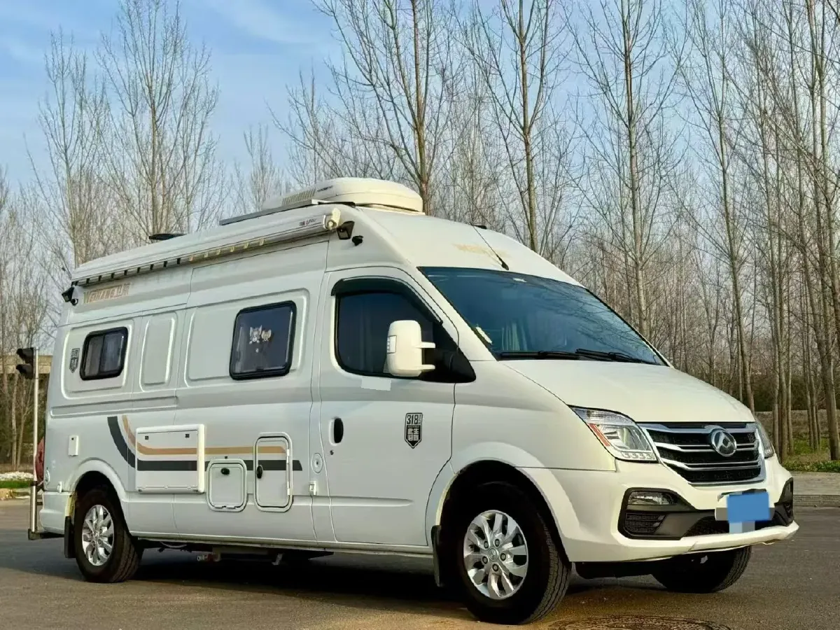 2021 MAXUS XinTu V80 2.0T 127HP L4 6MT,autocango,china used car exporter,china ev exporter,chinese used car exporter,chinese used ev exporter