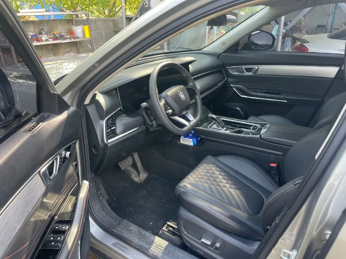 2020 Bestune T99 2.0T 224HP L4 6AT,autocango,china used car exporter,china ev exporter,chinese used car exporter,chinese used ev exporter