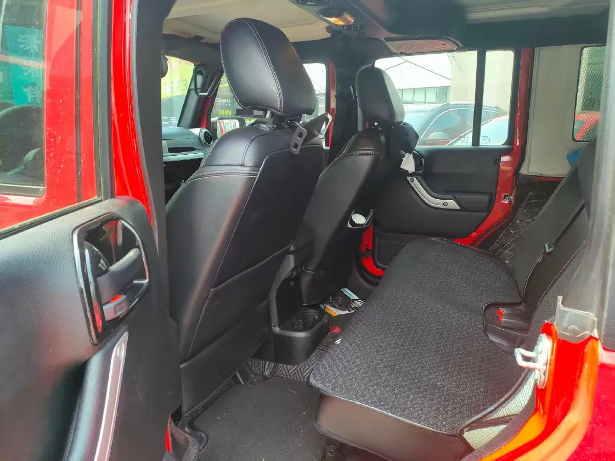 2017 Jeep Wrangler 3.0L 234HP V6 5AT,autocango,china used car exporter,china ev exporter,chinese used car exporter,chinese used ev exporter