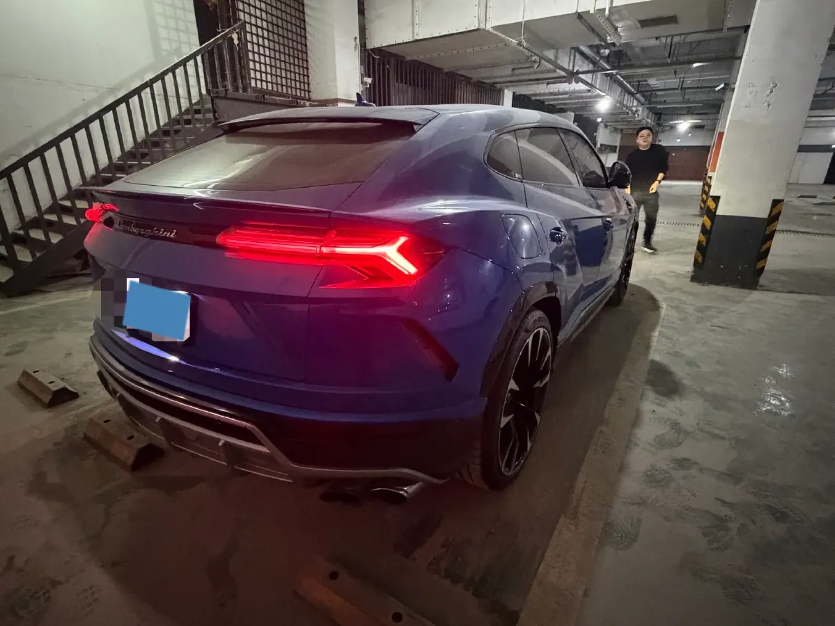 2018 Lamborghini Urus 4.0T 650HP V8 8AT,autocango,china used car exporter,china ev exporter,chinese used car exporter,chinese used ev exporter