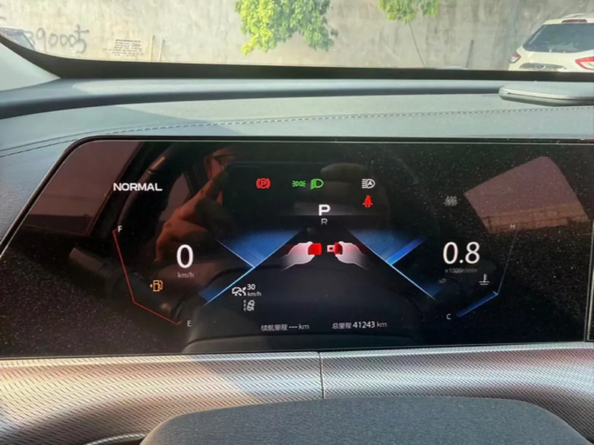 2020 ChangAn UNI-T 1.5T 180HP L4 7DCT,autocango,china used car exporter,china ev exporter,chinese used car exporter,chinese used ev exporter