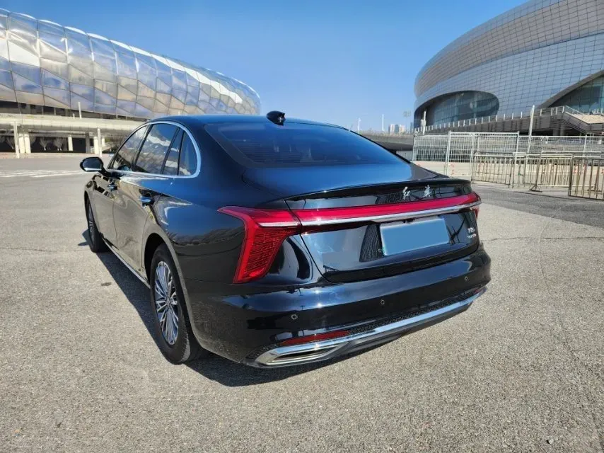 2023 HongQi H5 2.0T 224HP L4 8AT,autocango,china used car exporter,china ev exporter,chinese used car exporter,chinese used ev exporter
