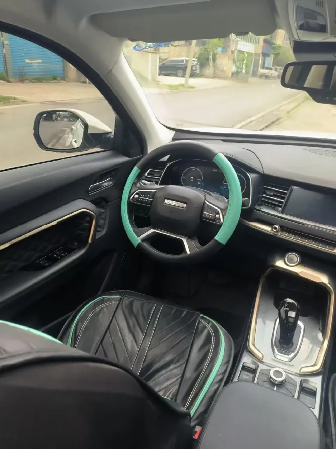 2020 Haval H6 1.5T 169HP L4 7DCT,autocango,china used car exporter,china ev exporter,chinese used car exporter,chinese used ev exporter