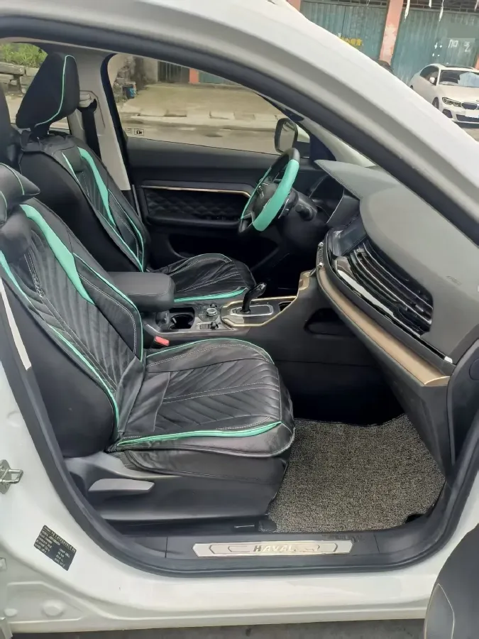 2020 Haval H6 1.5T 169HP L4 7DCT,autocango,china used car exporter,china ev exporter,chinese used car exporter,chinese used ev exporter