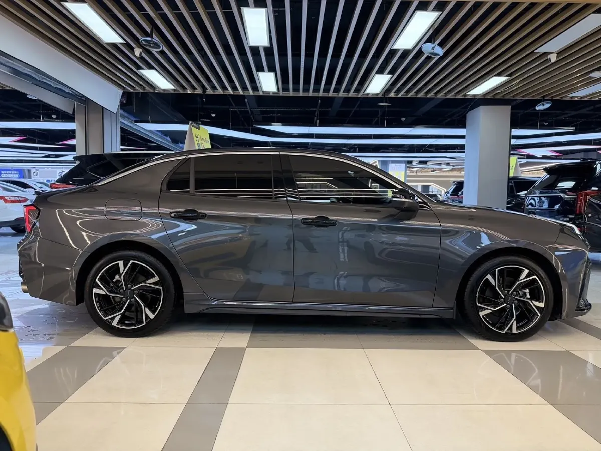 2025 LYNK&CO 03 1.5T 181HP L4 7DCT,autocango,china used car exporter,china ev exporter,chinese used car exporter,chinese used ev exporter