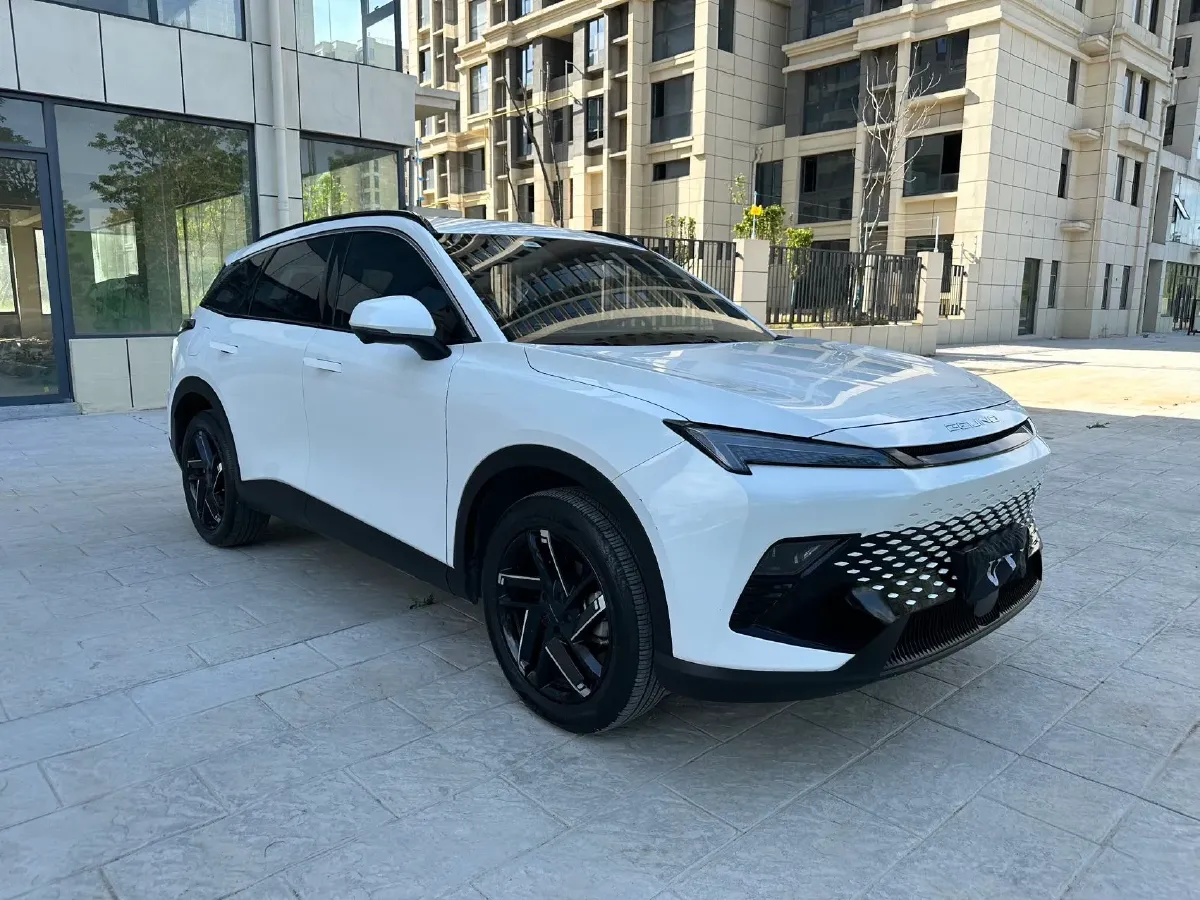 2023 BeiJing Auto Rubik 1.5T 188HP L4 7DCT,autocango,china used car exporter,china ev exporter,chinese used car exporter,chinese used ev exporter