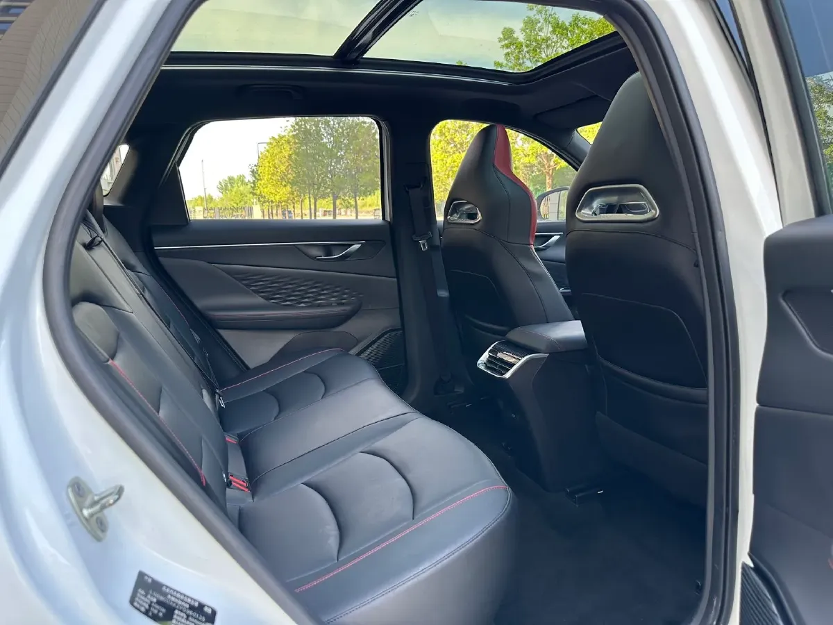 2023 BeiJing Auto Rubik 1.5T 188HP L4 7DCT,autocango,china used car exporter,china ev exporter,chinese used car exporter,chinese used ev exporter