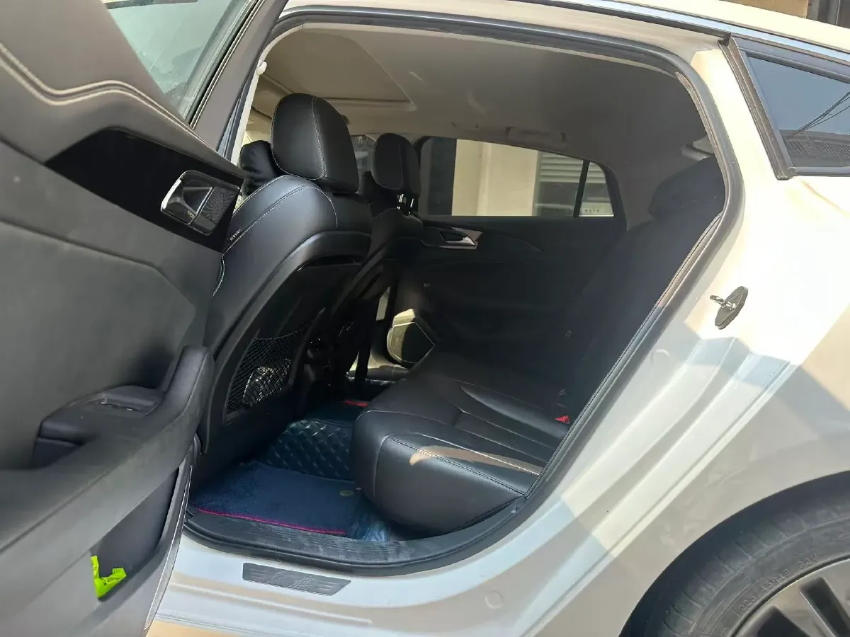 2019 HongQi H5 1.8T 180HP L4 6AT,autocango,china used car exporter,china ev exporter,chinese used car exporter,chinese used ev exporter