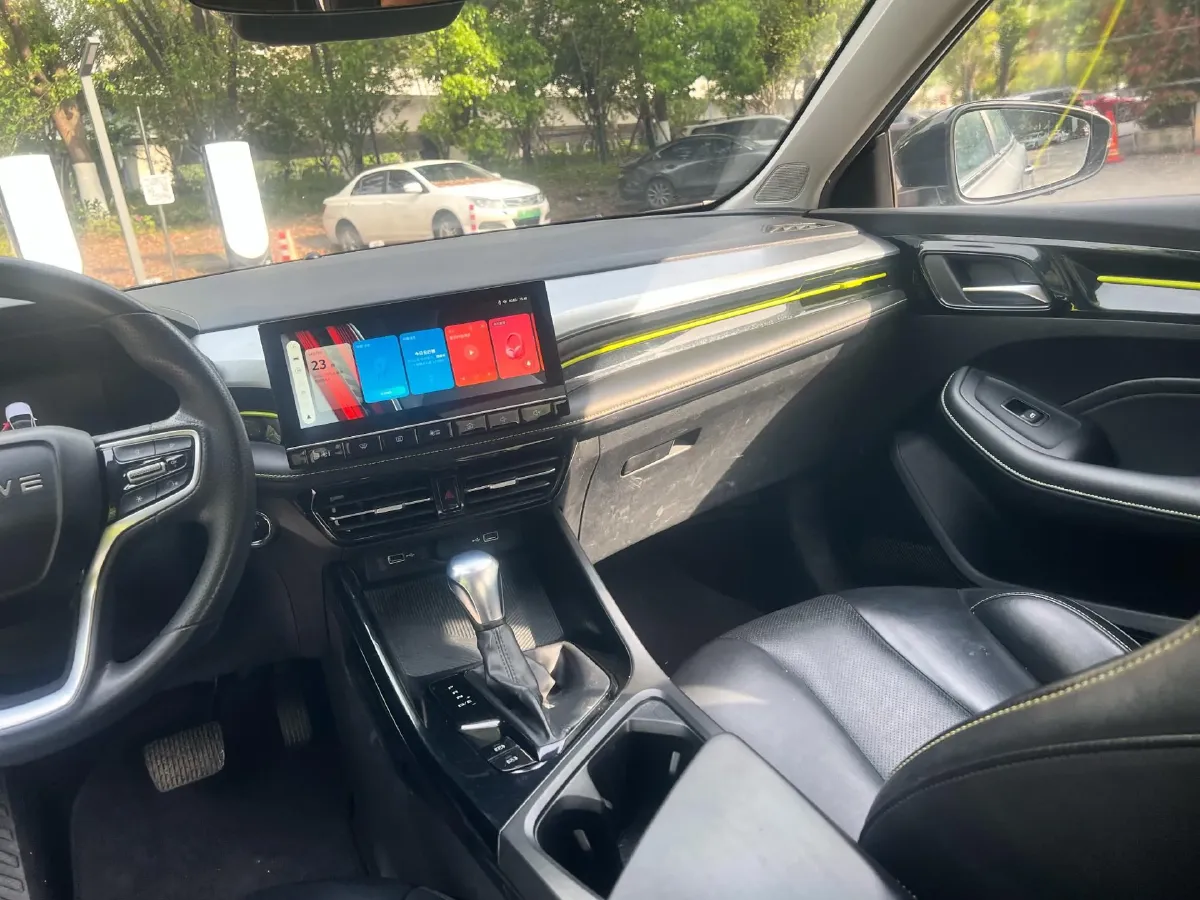 2021 Roewe i5 1.5L 120HP L4 CVT,autocango,china used car exporter,china ev exporter,chinese used car exporter,chinese used ev exporter