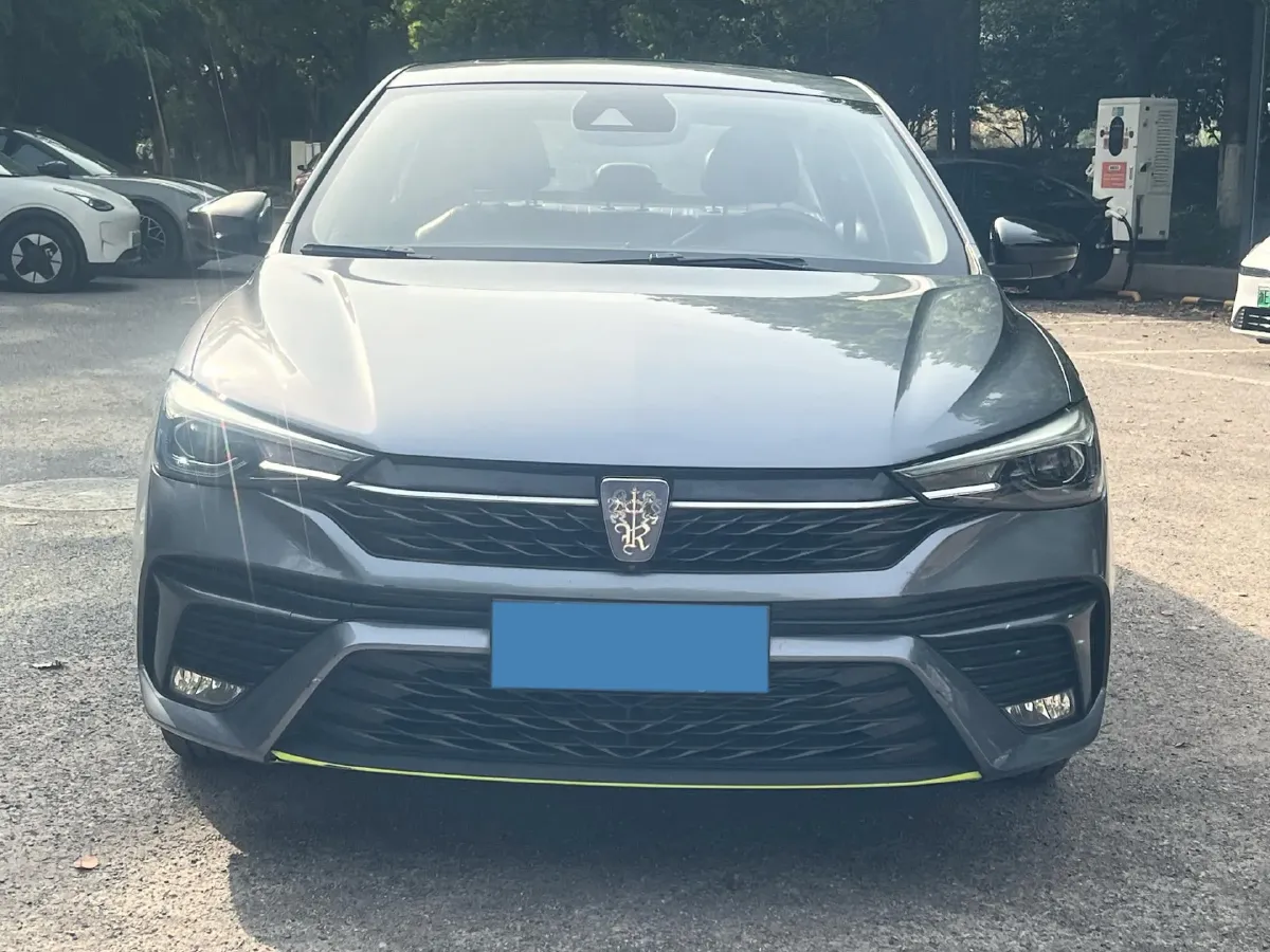 2021 Roewe i5 1.5L 120HP L4 CVT,autocango,china used car exporter,china ev exporter,chinese used car exporter,chinese used ev exporter