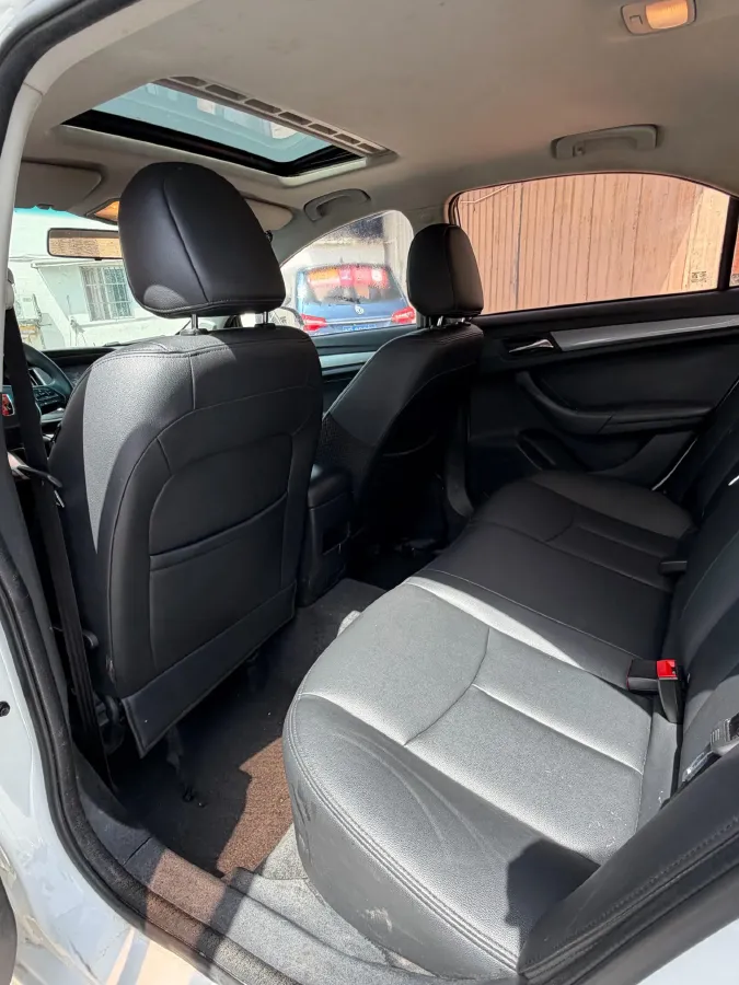 2018 Roewe 360 1.5L 116HP L4 4AT,autocango,china used car exporter,china ev exporter,chinese used car exporter,chinese used ev exporter