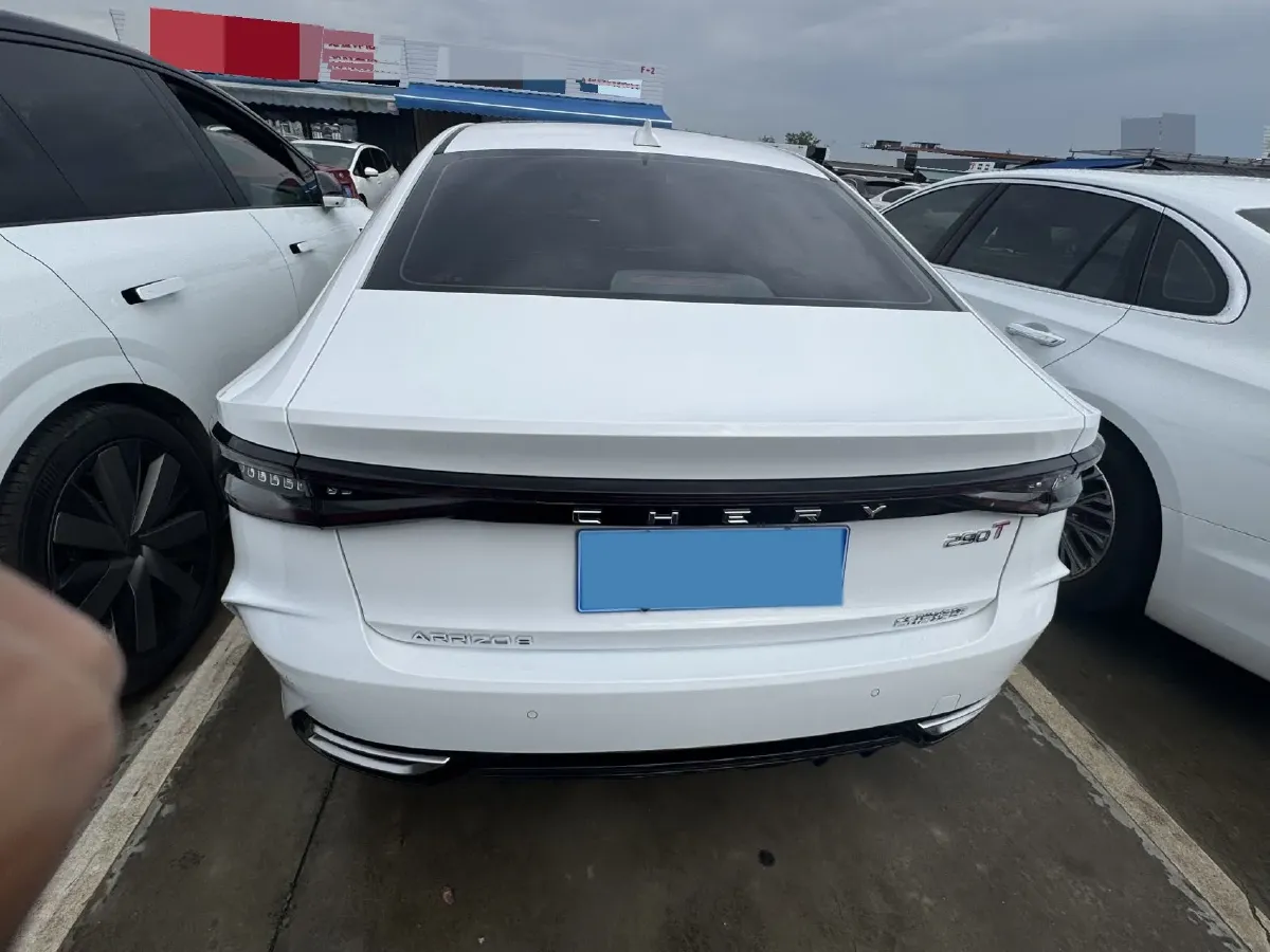 2022 Chery Arrizo 8 1.6T 197HP L4 7DCT,autocango,china used car exporter,china ev exporter,chinese used car exporter,chinese used ev exporter