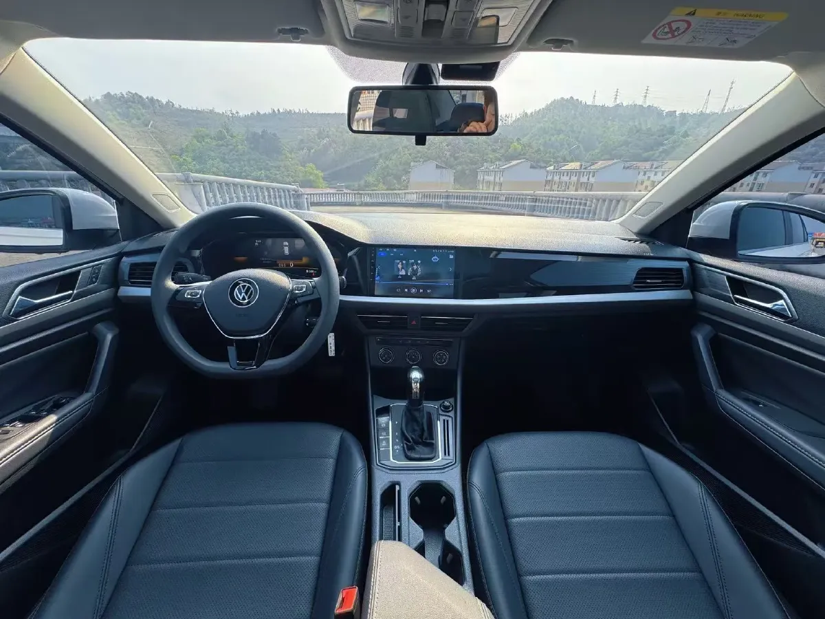 2021 Volkswagen Lavida 1.5L 113HP L4 6AT,autocango,china used car exporter,china ev exporter,chinese used car exporter,chinese used ev exporter