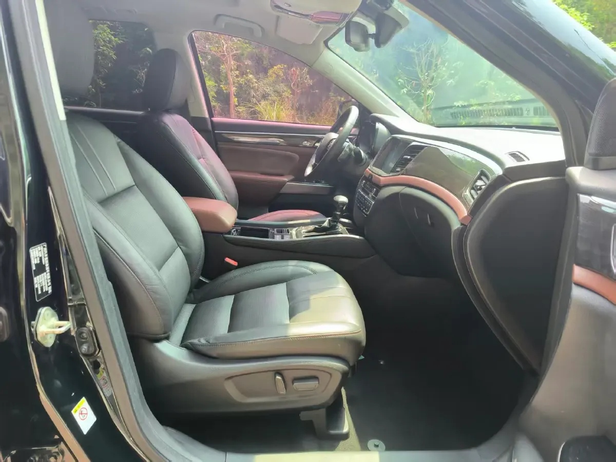 2017 GAC Trumpchi GS8 2.0T 201HP L4 6AT,autocango,china used car exporter,china ev exporter,chinese used car exporter,chinese used ev exporter