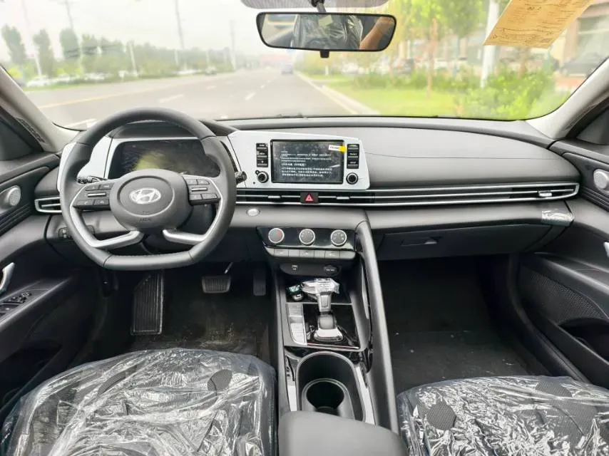 2023 Hyundai Elantra 1.5L 115HP L4 CVT,autocango,china used car exporter,china ev exporter,chinese used car exporter,chinese used ev exporter