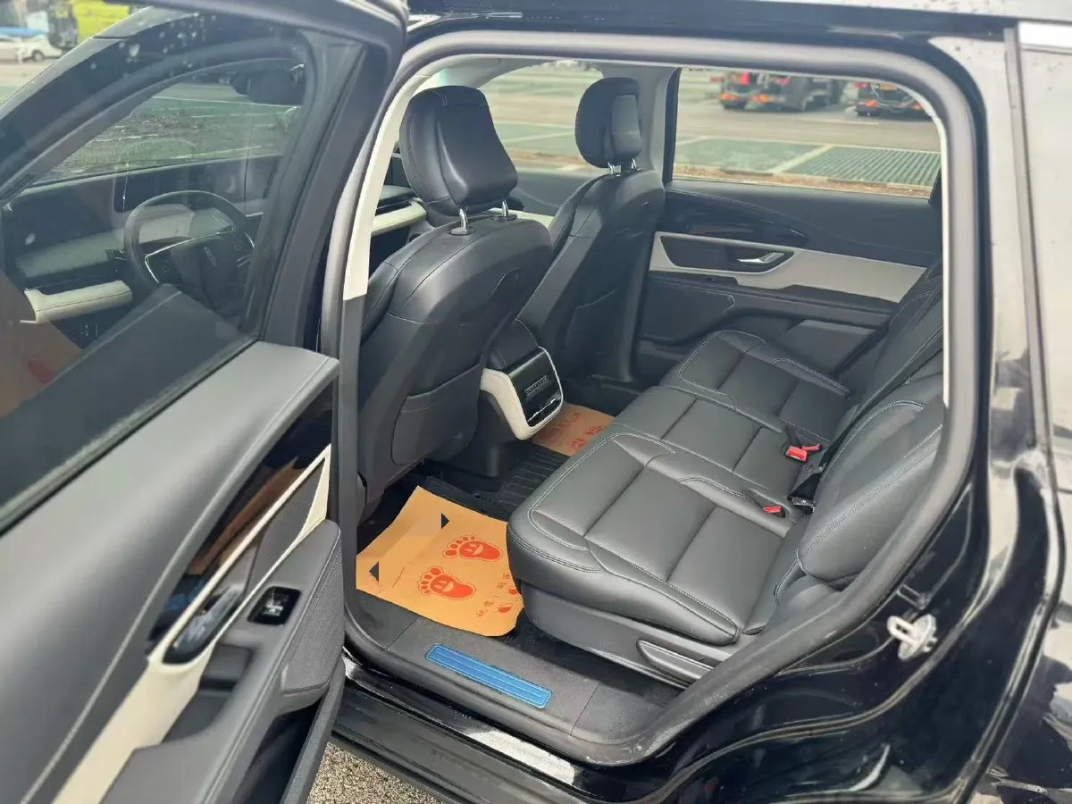 2026 Lincoln Nautilus 2.0T 261HP L4 8AT,autocango,china used car exporter,china ev exporter,chinese used car exporter,chinese used ev exporter