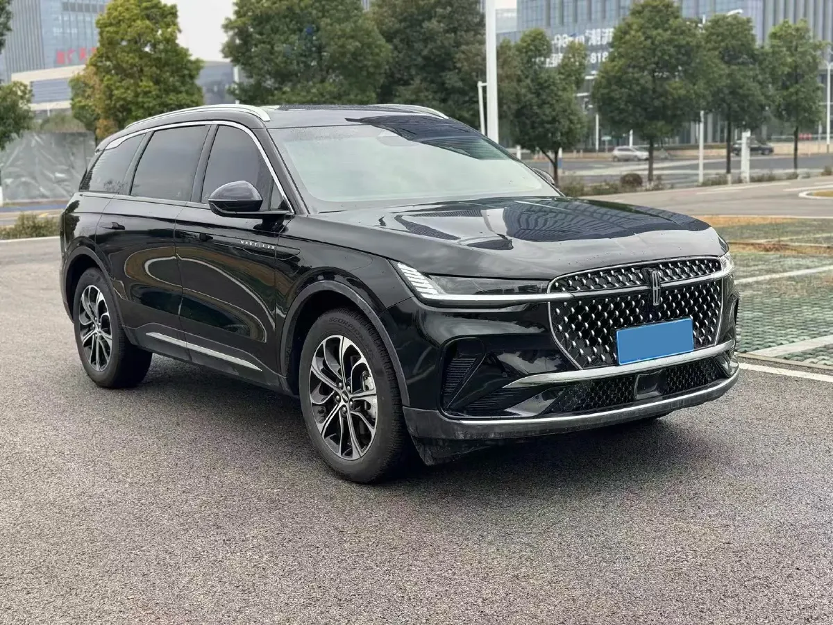 2026 Lincoln Nautilus 2.0T 261HP L4 8AT,autocango,china used car exporter,china ev exporter,chinese used car exporter,chinese used ev exporter