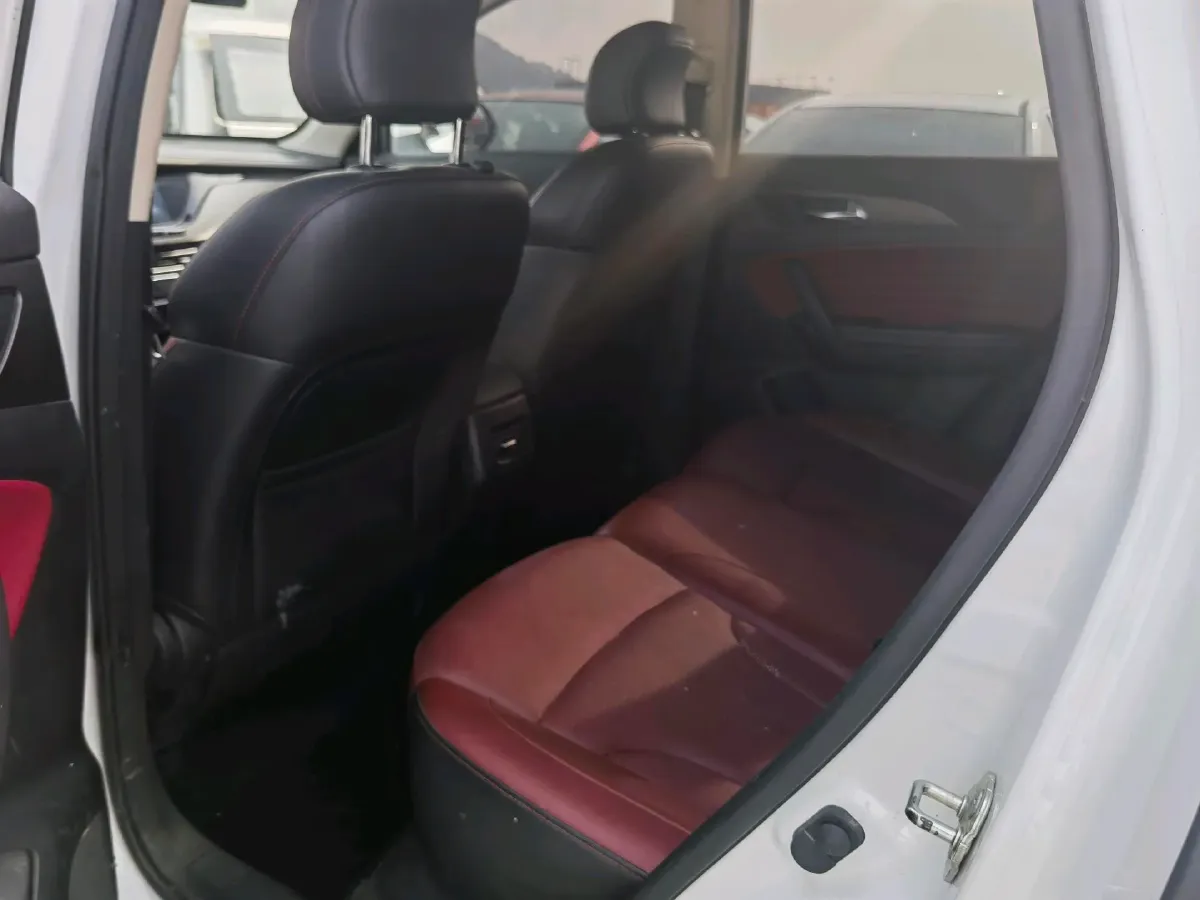 2019 ChangAn CS35 Plus 1.4T 158HP L4 7DCT,autocango,china used car exporter,china ev exporter,chinese used car exporter,chinese used ev exporter