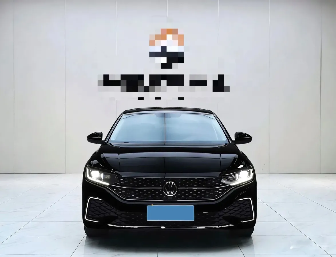 2024 Volkswagen Passat 2.0T 220HP L4 7DCT,autocango,china used car exporter,china ev exporter,chinese used car exporter,chinese used ev exporter