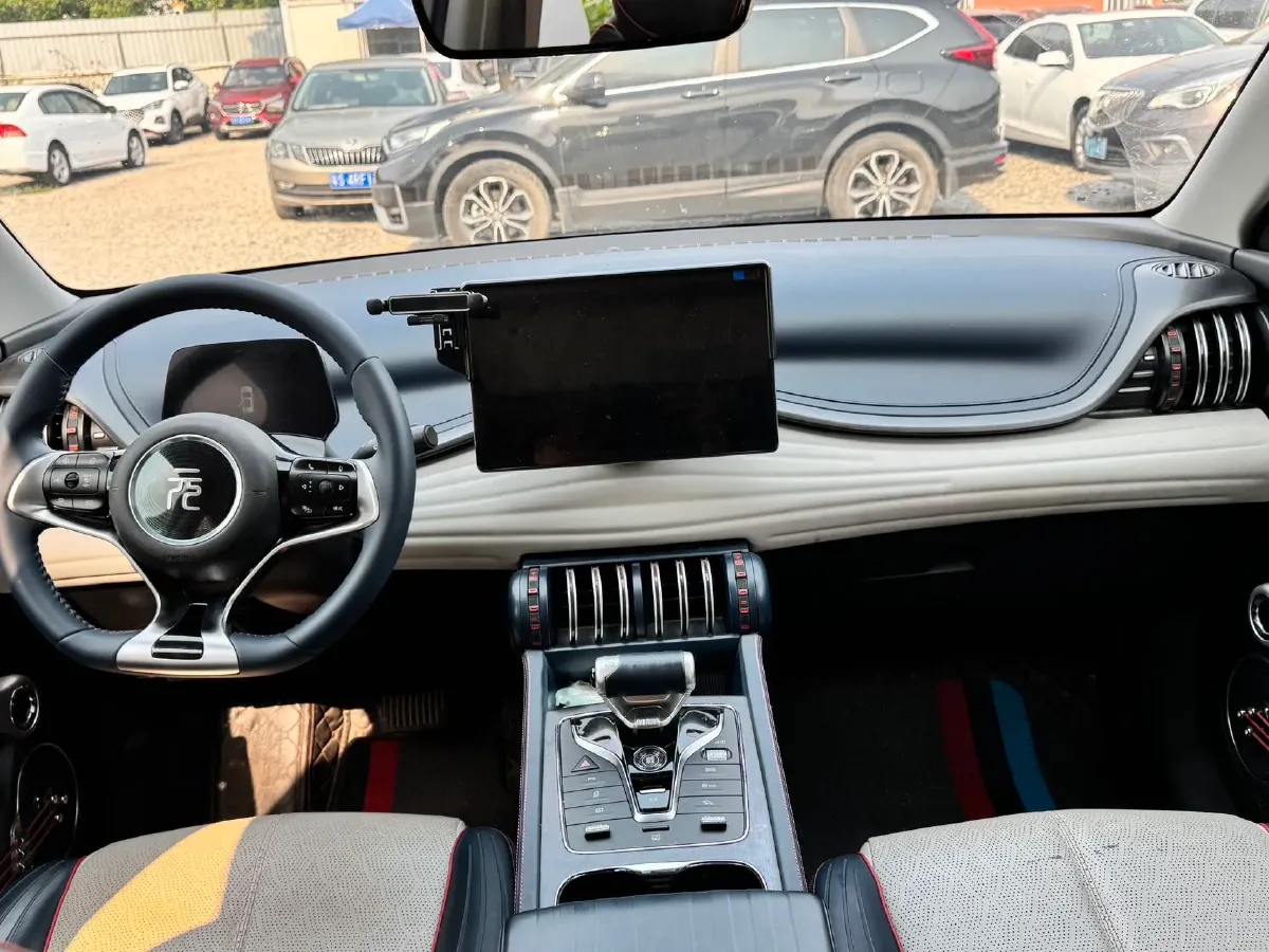 2022 Roewe RX5 MAX 1.5T 181HP L4 6AT,autocango,china used car exporter,china ev exporter,chinese used car exporter,chinese used ev exporter