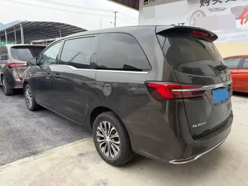 2022 Buick GL8 2.0T 237HP L4 9AT,autocango,china used car exporter,china ev exporter,chinese used car exporter,chinese used ev exporter