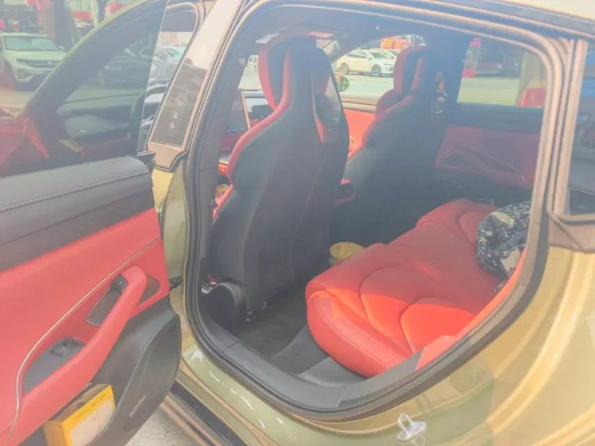 2024 MI SU7 BEV 73.6KWH,autocango,china used car exporter,china ev exporter,chinese used car exporter,chinese used ev exporter