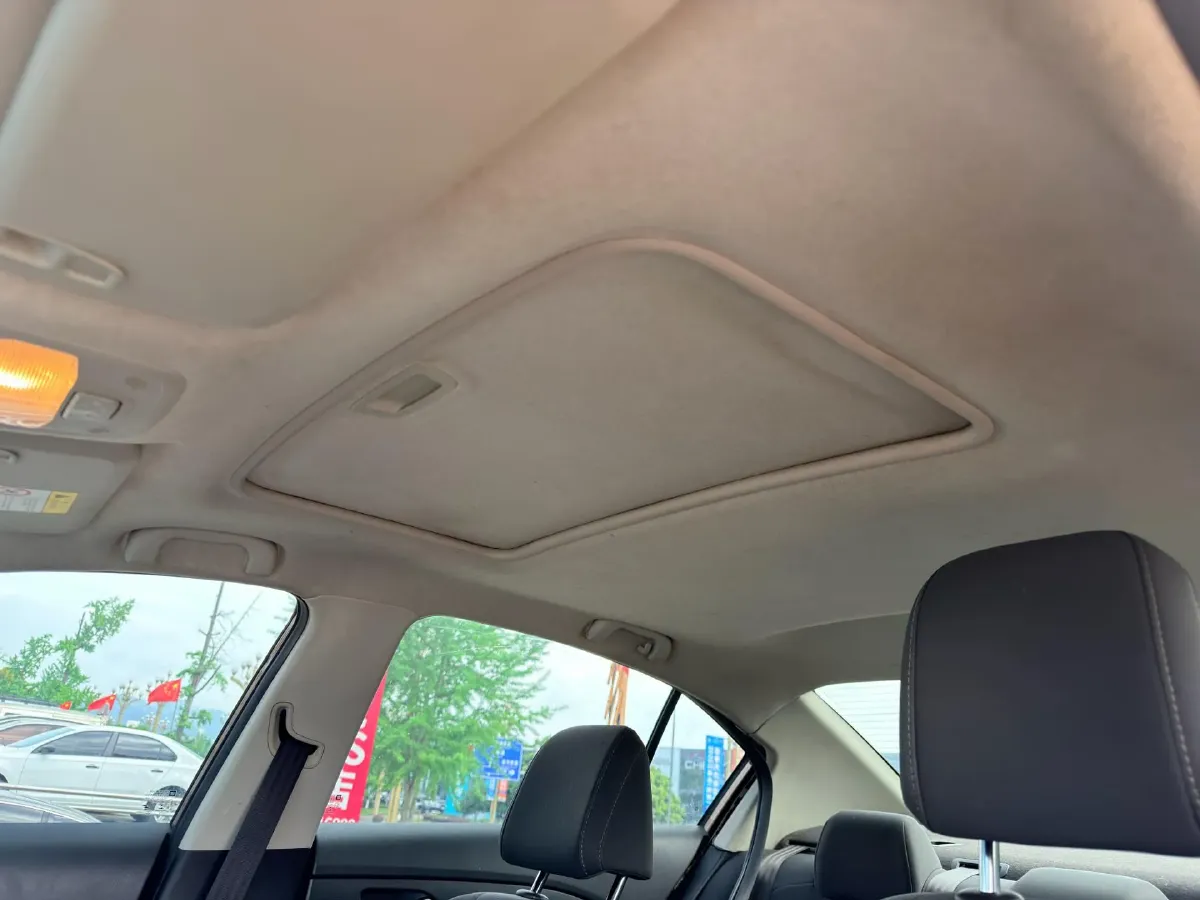 2016 Chevrolet Cavalier 1.5L 113HP L4 6AT,autocango,china used car exporter,china ev exporter,chinese used car exporter,chinese used ev exporter