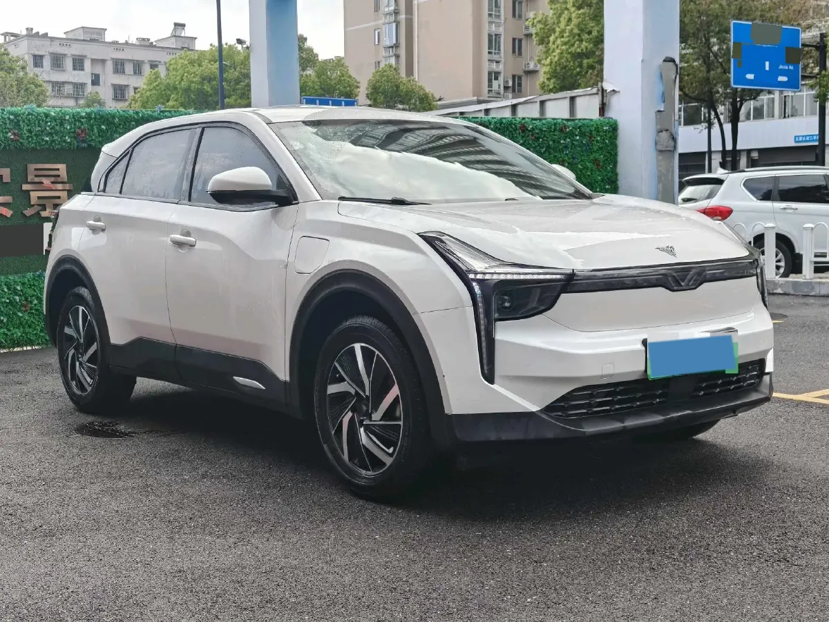 2022 Venucia Grand V 1.5T 190HP L4 7DCT,autocango,china used car exporter,china ev exporter,chinese used car exporter,chinese used ev exporter