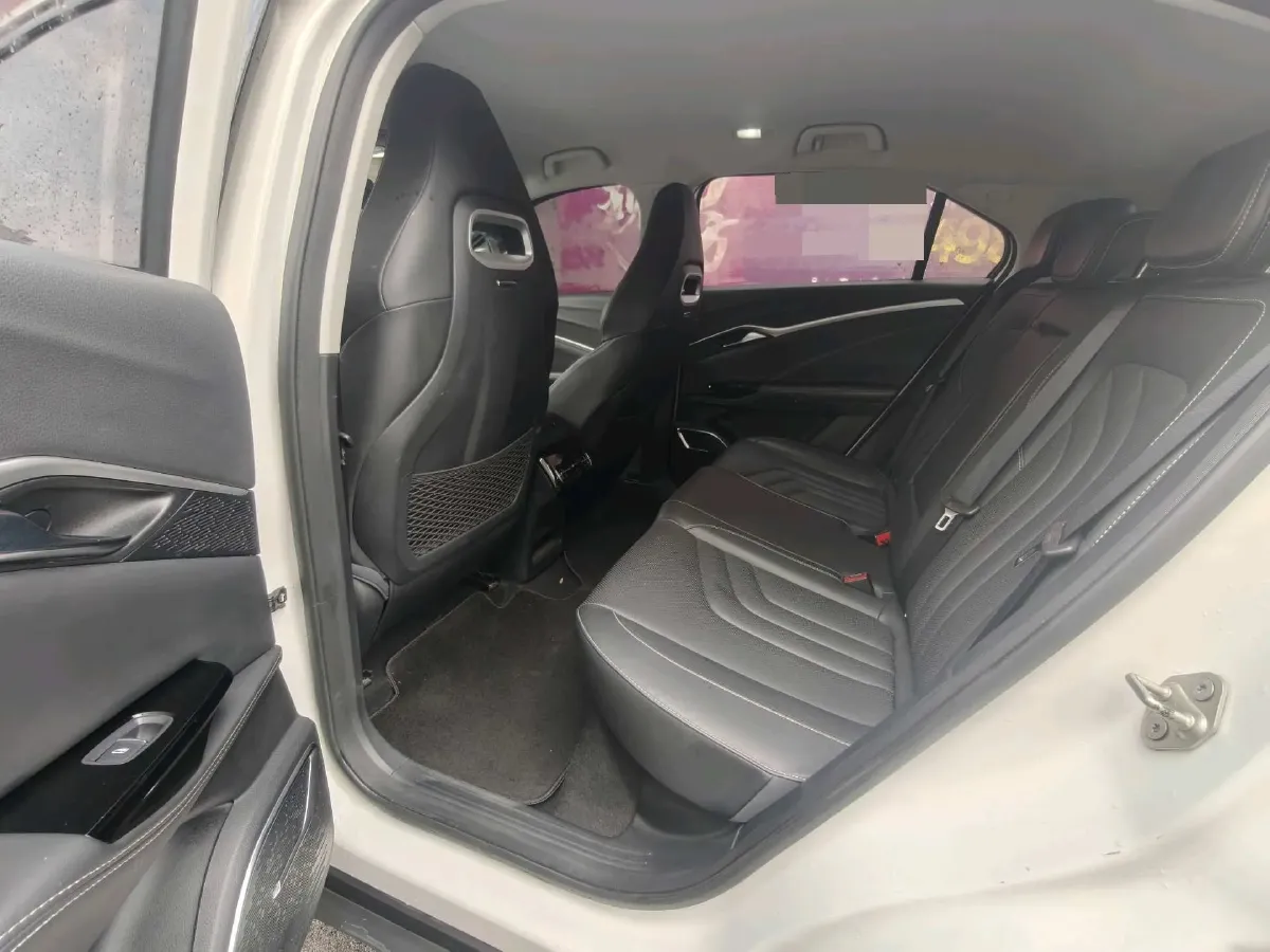 2022 Venucia Grand V 1.5T 190HP L4 7DCT,autocango,china used car exporter,china ev exporter,chinese used car exporter,chinese used ev exporter